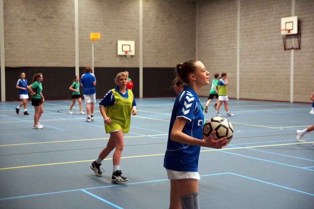 Korfbal B3  9 maart -011.JPG